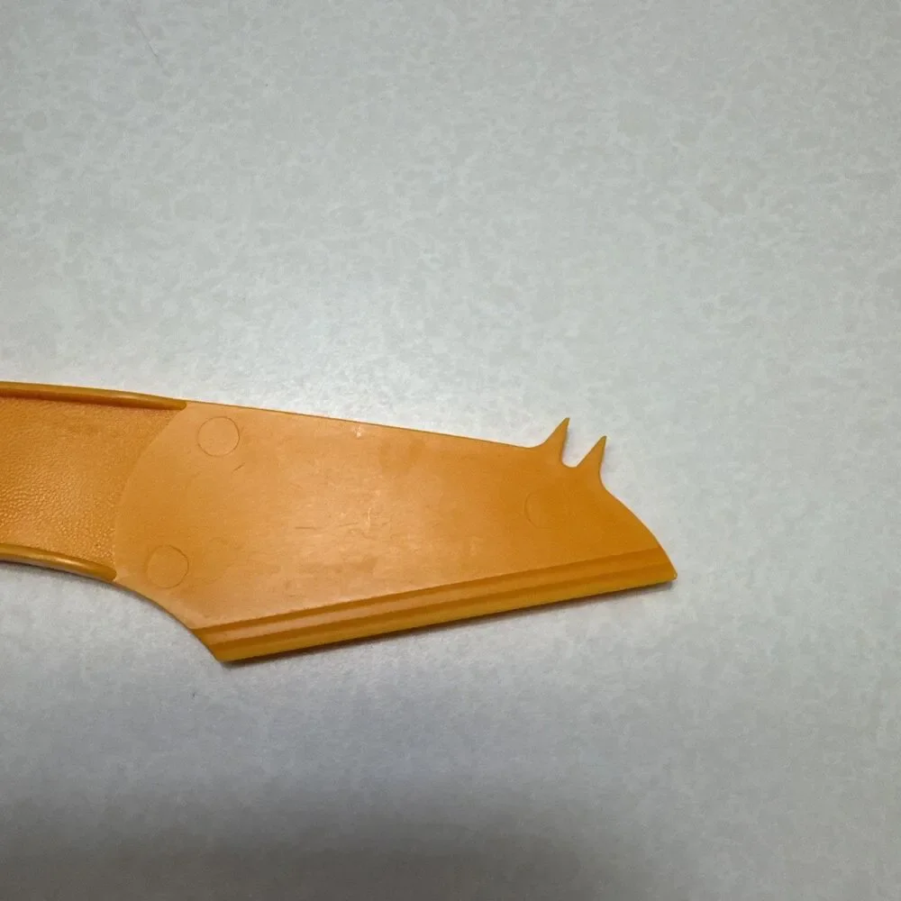 Tupperware #1223-2 Yellow/Orange Cheese Slicer Knife